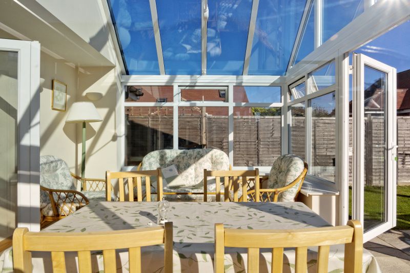 Sunroom Repair Cost Guide — Cost of Sunroom Repair